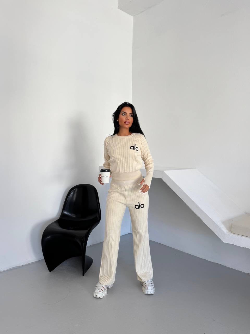 Alo knitted set