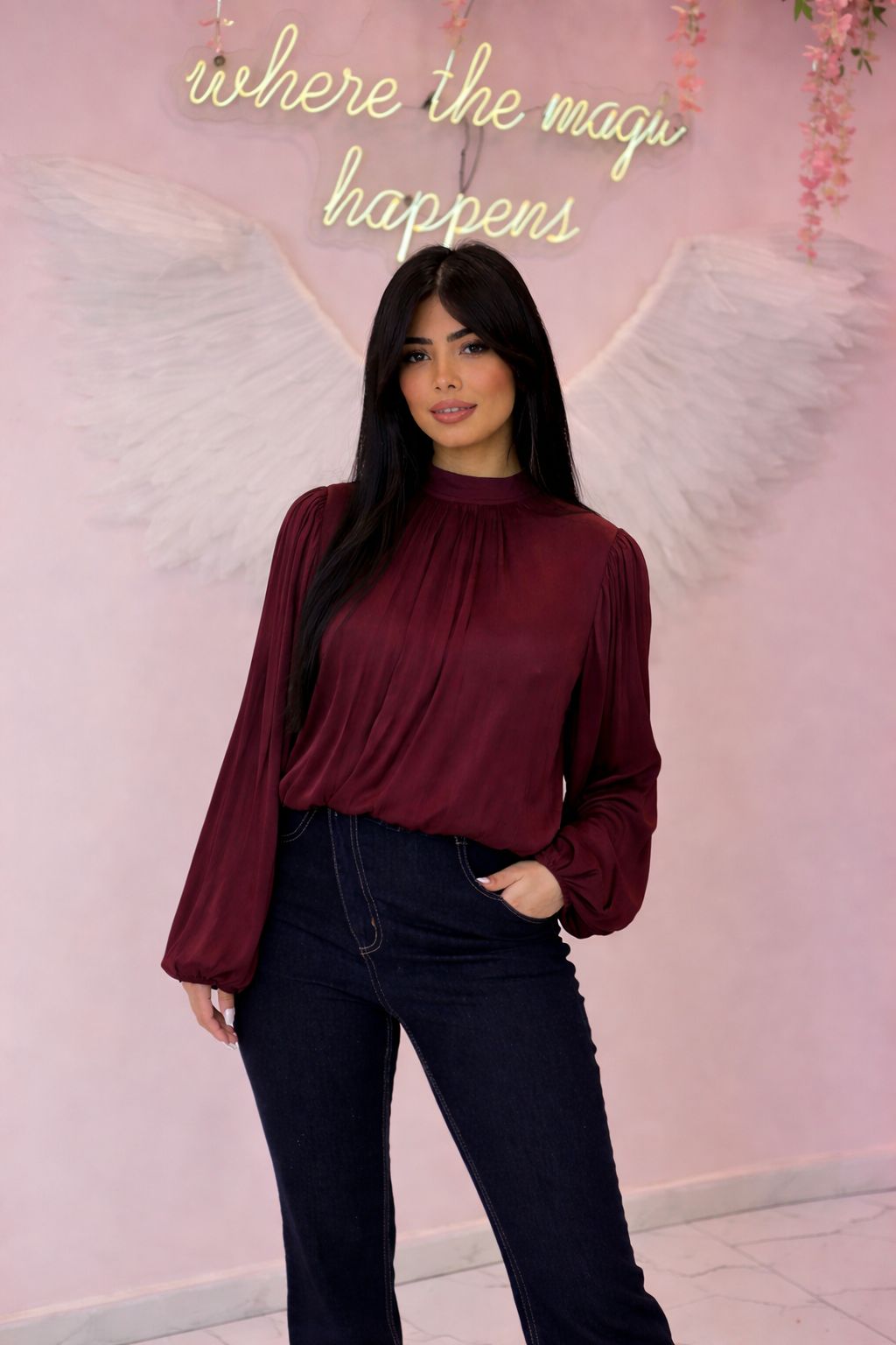 Pleated blouse with wide sleeves