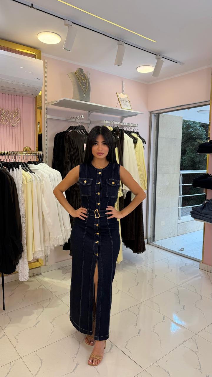 Sleeveless denim dress