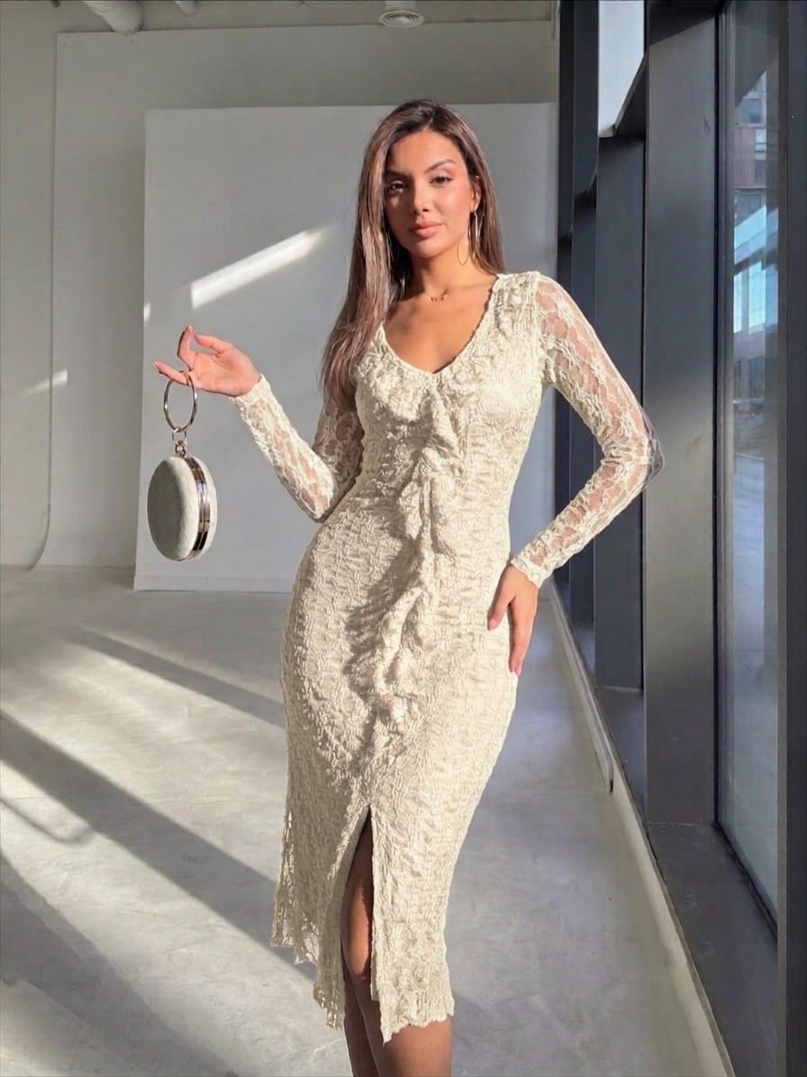 Lace dress with ruffles