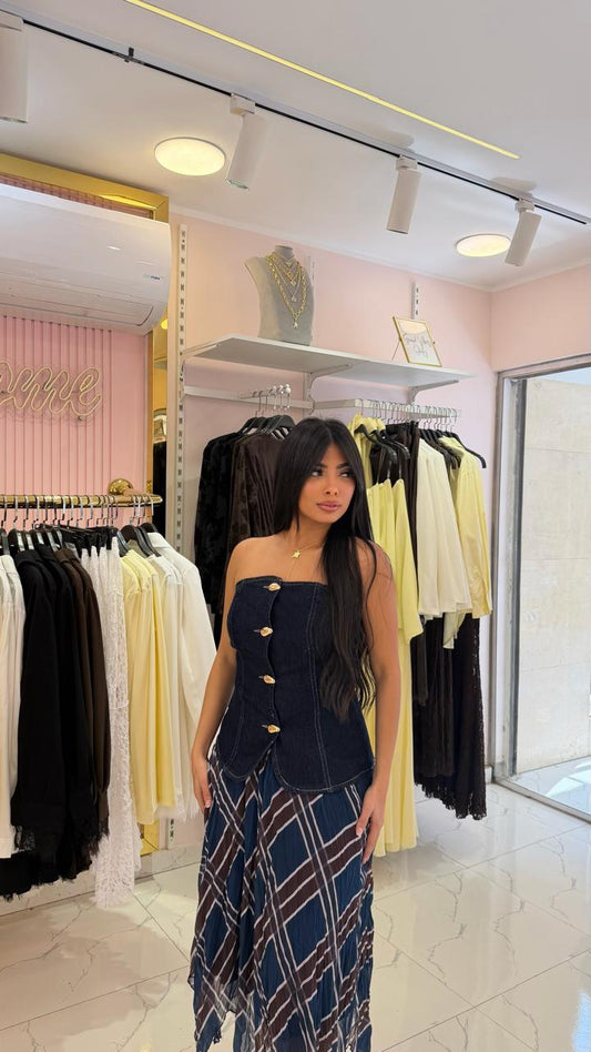 Asymmetrical chiffon skirt with a checkered pattern