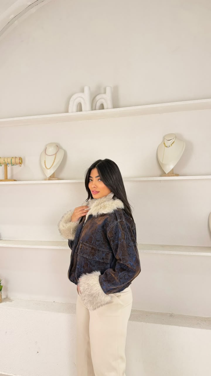 Faux-Fur Trim Distressed Denim Jacket