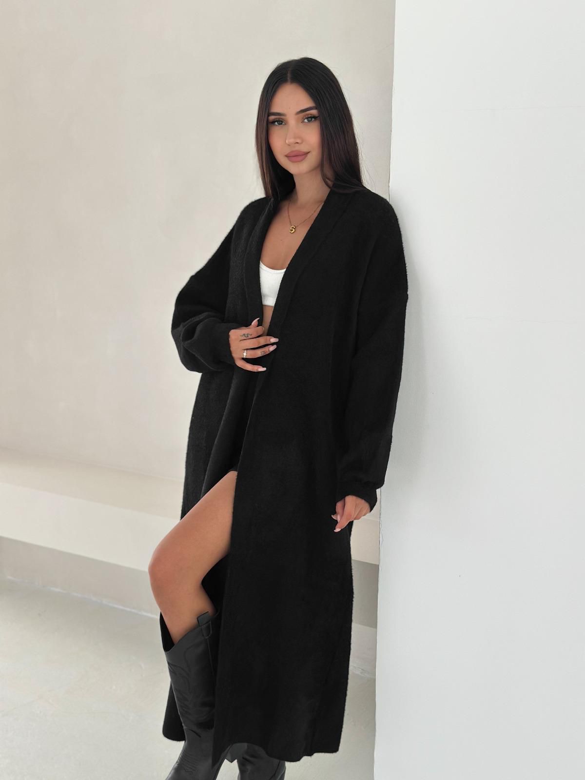 Effortless Chic: The Longline Cozy Cardigan
