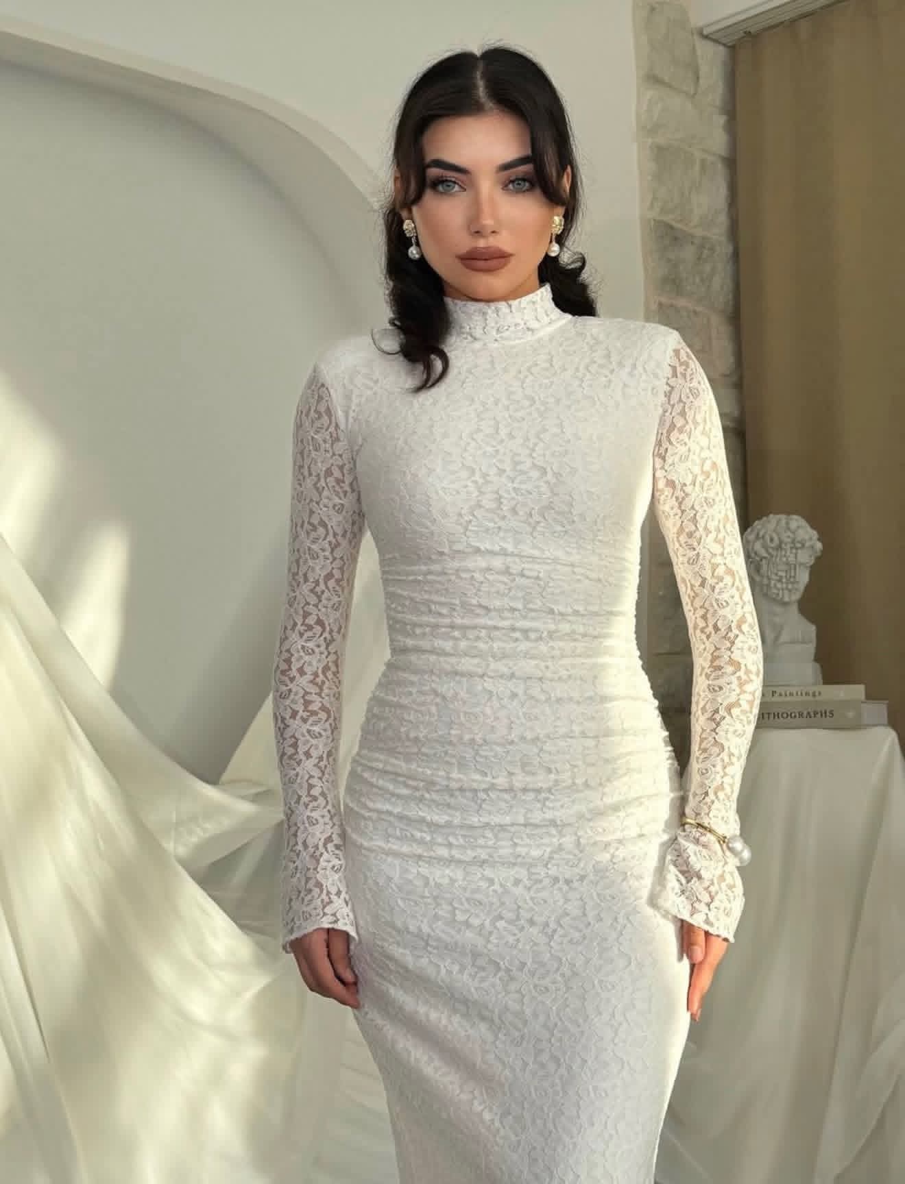 Long evening ruffled lace dress