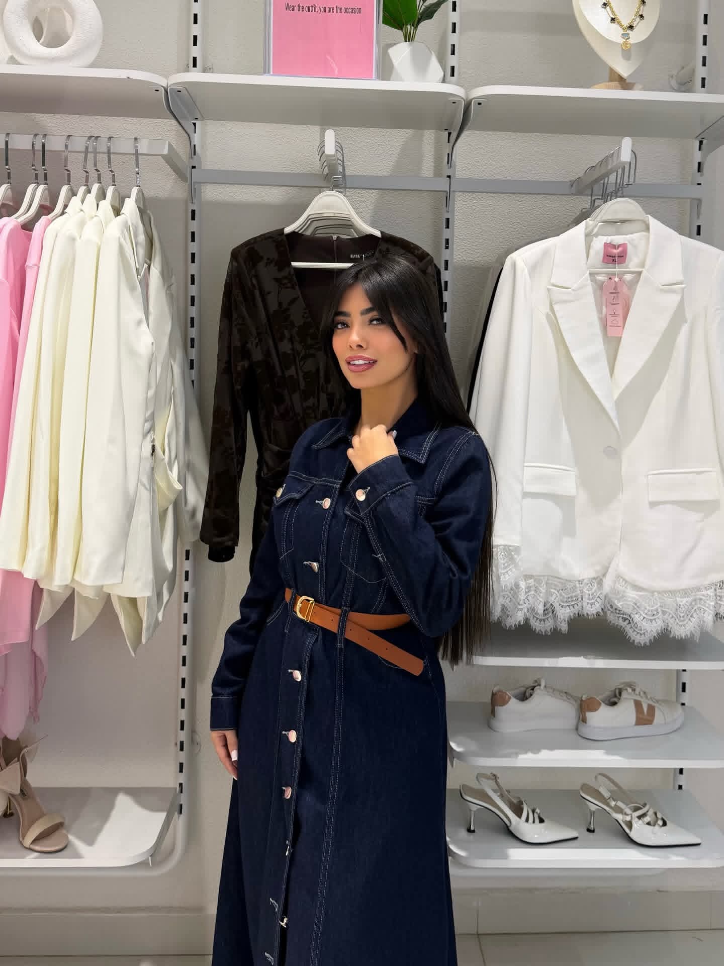 Denim maxi dress with a belt